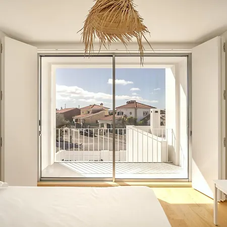 Modern & Bright With Pool By Homing * Эрисейра