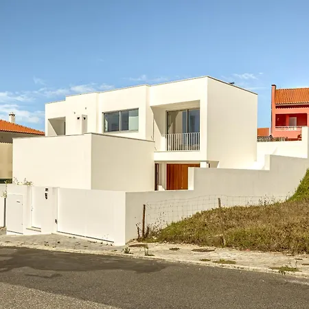 Modern & Bright With Pool By Homing * Эрисейра