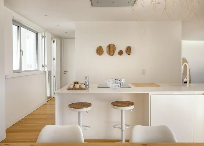 Вилла Modern & Bright With Pool By Homing *