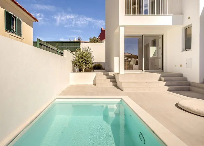 Вилла Modern & Bright With Pool By Homing *