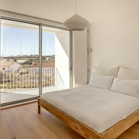 Ericeira Modern & Bright With Pool By Homing Barril