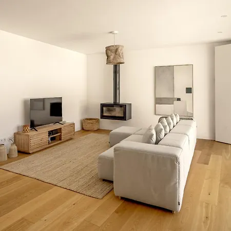 Villa Ericeira Modern & Bright With Pool By Homing *