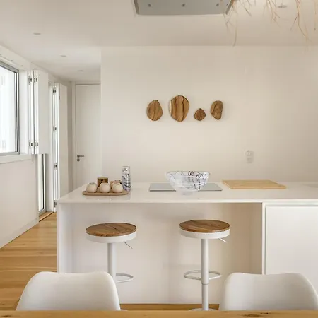 Villa Ericeira Modern & Bright With Pool By Homing *