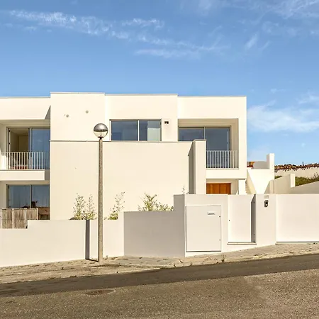 Ericeira Modern & Bright With Pool By Homing Barril